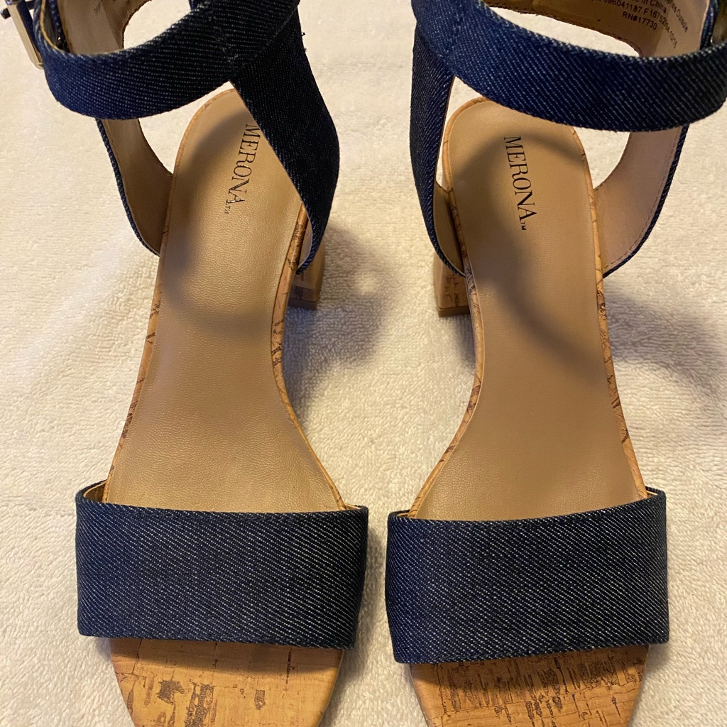 Brand New Super Sexy Heels By Merona  Size 6 12  Box 59